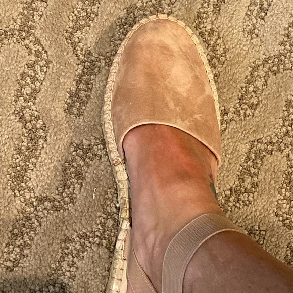 Shoes - Picture 7 of 7